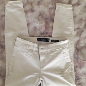 White Hollister pants